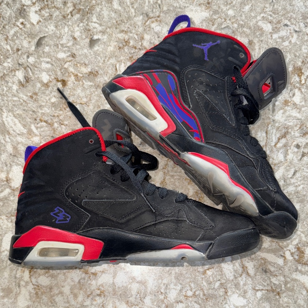 Nike Air Jordan 6 Retro Black Infrared GS Youth Size 3.5Y Barely Worn
